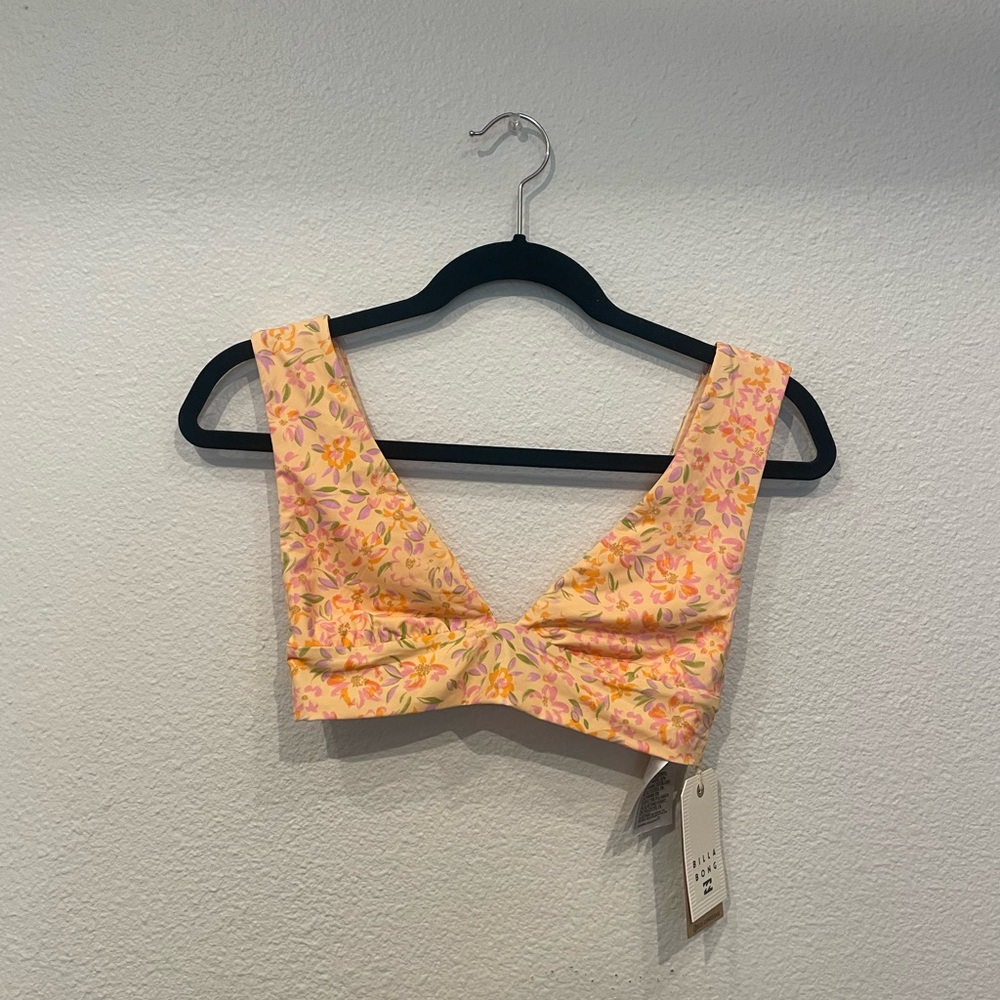 🆕 NWT BILLABONG orange floral bikini top